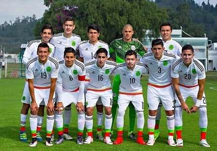 Mexico tiene la obligación de ganar, pues su historial contra australia es desfavorable. Resultado: México Olímpico Sub-23 1-2 Toluca [Goles Marco ...