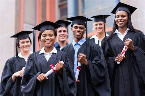Facultés et départements, enseignants et étudiants, documents et articles scientifiques. Voici la liste le classement des meilleures universités ...