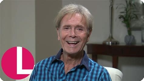 Cliff richard sir cliff richard, kbe (* 14. «Gott glaubt dir» - Dank diesen Worten «überlebte» Cliff ...