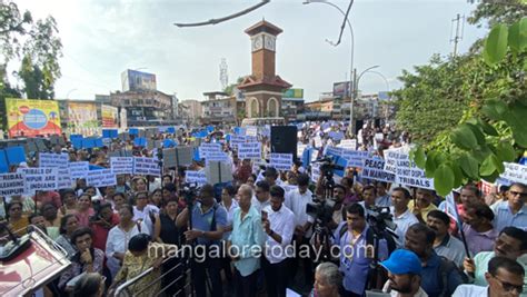 Mangalore Today Latest Main News Of Mangalore Udupi Page Massive Protest Held In Mangaluru