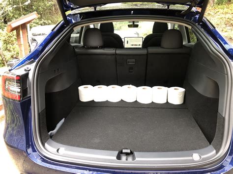 Tesla model y technology and charging. Tesla Model Y: Auslieferungen des ersten Tesla mit ...