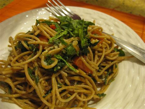 · this 20 minute cherry tomato and basil angel hair pasta comes together in a jiffy, and will satisfy the whole family, even the kids! Spinach and Angel Hair Pasta