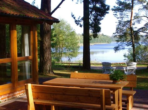 Hier finden sie häuser vieler immobilienportale und durch die einfache & schnelle häusersuche mit intuitiven filtermöglichkeiten ist das ziel traumhaus zum greifen nah. Ihr schönes Haus am See mit Kamin, Sauna un... - FeWo-direkt