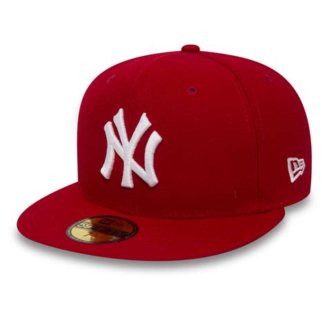New York Yankees Essential Red Fifty Fitted Cap A A A New Era Cap Croatia