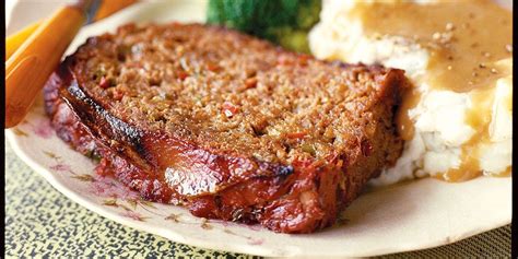 We shape the meatloaf as directed and use the recommended pan. How Long Do I Cook Meatloaf At 400