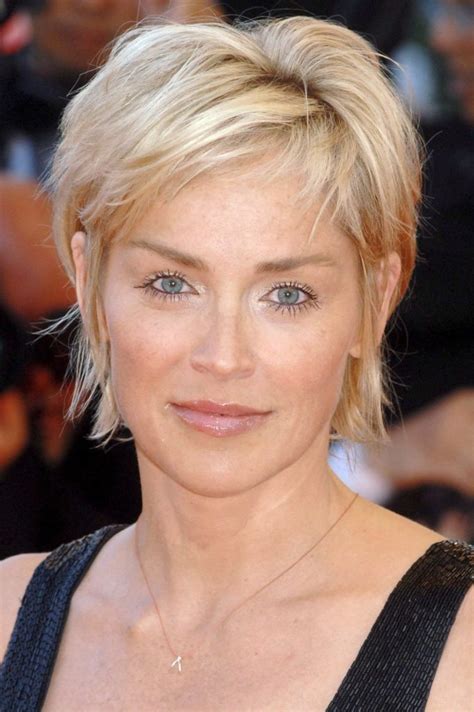 No need to go for a weekly appointment; 30 Classy and Simple Short Hairstyles for Older Women ...