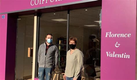 Jean castex annonce un nouveau confinement en france pour au moins quatre semaines, le 18 mars 2021. Mamers. Le salon Théâtrale Coiffure est enfin ouvert - Le ...