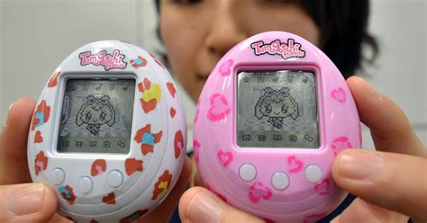 New Tamagotchi Is Larger Full Color And Retails For 60 Cbs News