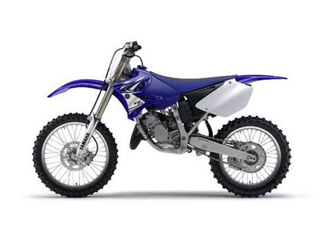 A 125cc engine dirt bike can reach top speeds that range between 55 to 60 miles an hour(88kph to 96kph). Sell 2013 low price Yamaha YZ125 (4-Stroke) Racing Dirt ...