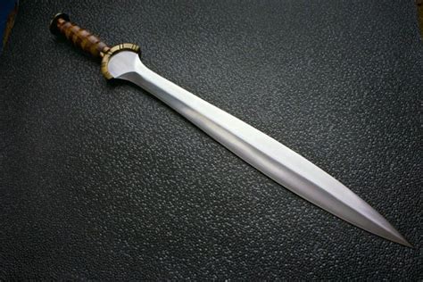 Why Did Some Regions Of The World Use Single Edged Swords And Other