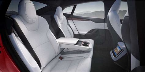 2022 Tesla Model S Interior A Closer Look Inside Tractionlife