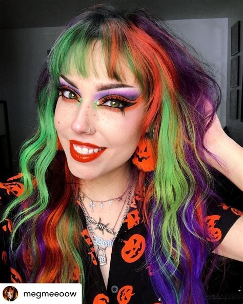 31 Halloween Hairstyles That Are To Dye For In 2022 Halloween Hair