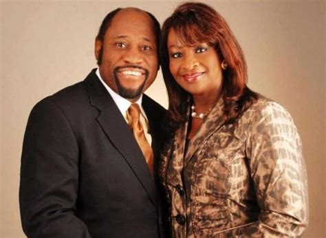 Sad News Pastor Myles Munroe And Wife Ruth Ann Dead After Plane