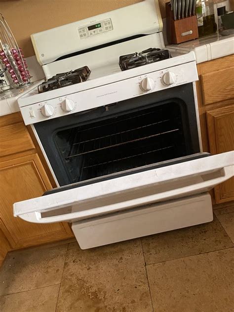 Ge Spectra Freestanding Gas Range And Oven Xl44 For Sale In Chula Vista