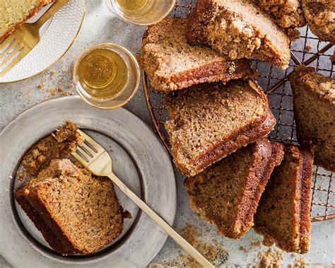 This bread is moist, loaded with bananas, sweetened with brown sugar, and baked in a cake pan for even and quick cooking. Banana Streusel Bread - Bake from Scratch