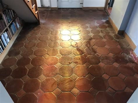 Deep Cleaning Terracotta Floor Tiles In Crowthorne Stone Cleaning And