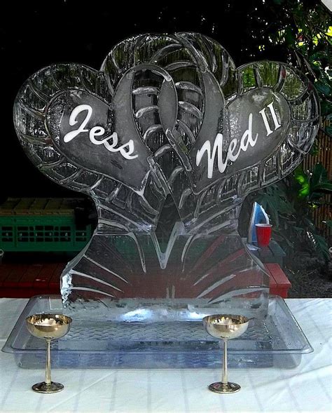 A Variation To Our Double Heart Ice Sculpture The Names Of The Bride