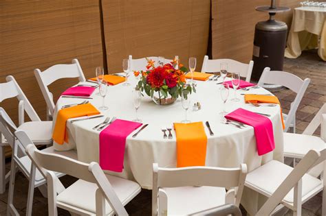 10 Ways To Create A Colorful Tablescape