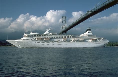 Cruise Ship - Nice Pictures