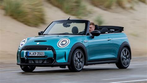 New Mini Convertible Seaside Edition Celebrates 30 Years Of Drop Top