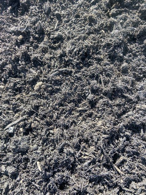 Dyed Black Double Mulch Ohio Green Works Llc Professional Landscape