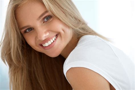 Top Tips To Get A Beautiful And Bright Smile Our Guide