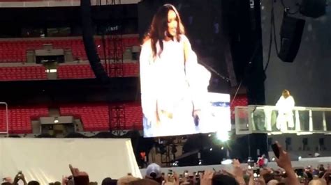 Rihanna Woo And Sex With Me Anti World Tour London 24 06 2016 Youtube