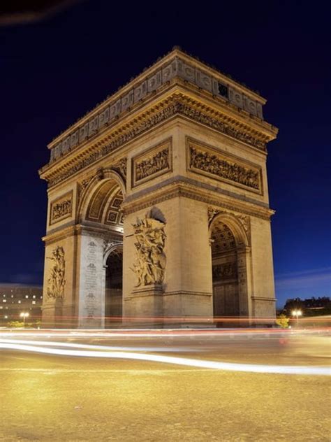 Top 5 Must See Tourist Attractions In Paris France A Listly List