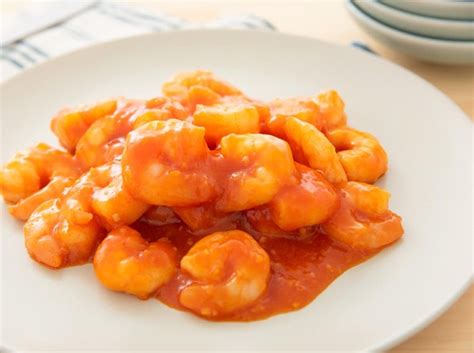 Udang saus padang menjadi menu favorit di warung dan restoran seafood karena rasa pedas dan sedikit asam yang sangat menyegarkan. Gurame Saus Padang Ala Restoran : Resep Udang Saus Padang ...