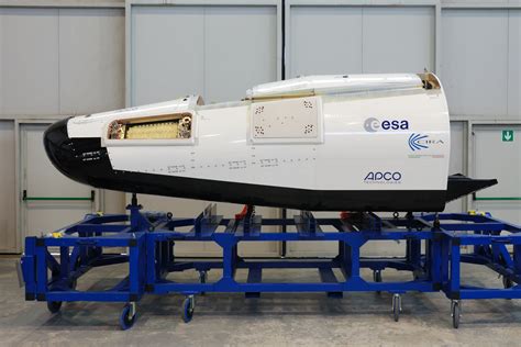 Esa Esas Ixv Reentry Vehicle Prepares For Soft Landing