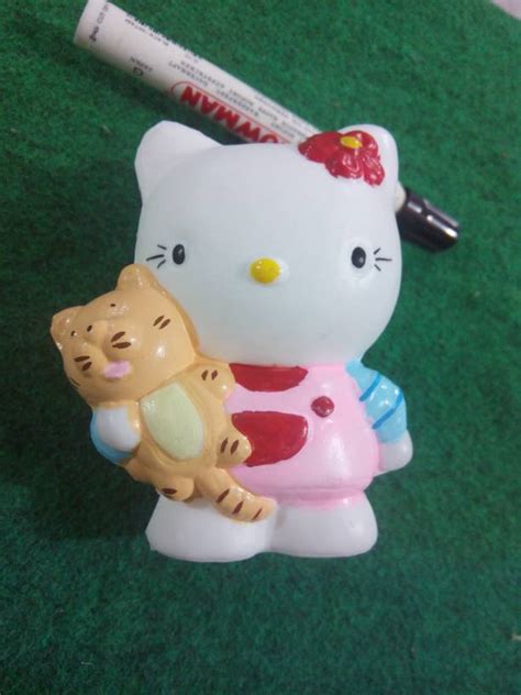 Kehadiran kue dalam setiap pesta ulang tahun memang menjadi suatu keharusan. Jual Hiasan kue ulang tahun hello kitty besar bahan plastik - Kab. Kendal - HIKMAHPARTYSHOP ...