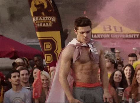 7 S Of Zac Efrons Striptease In Bad Neighbors 2 That
