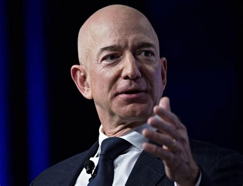 Jeff Bezos Stepping Down As Amazons Ceo By Johnny Robish Extra
