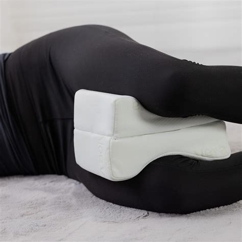 Solace Aloe Vera Knee Pillow