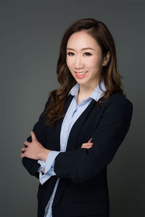 Vanessa Wu Century 21 King’s Quay Real Estate Inc Brokerage Century 21 Canada Century