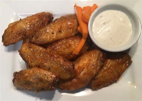 Chicken wings, don't put any salt. Here's how to make chicken wings in an air fryer | Chicken ...