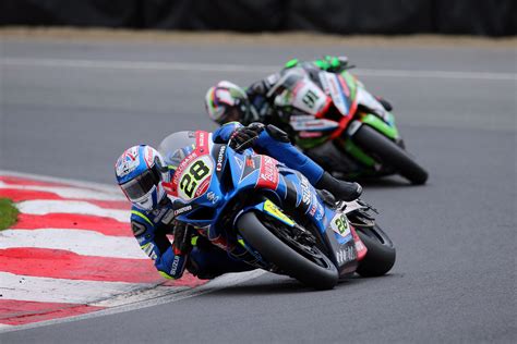 byrne obliterates lap record for oulton pole thepitcrewonline