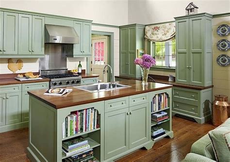 Flatter either the green kitchen island with cream wall cabinets, or add a white island to an otherwise green design. 40 Awesome Sage Greens kitchen Cabinets Decorating ...