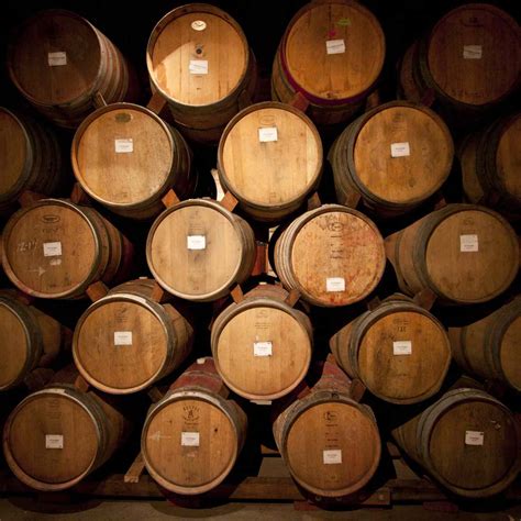 Oak Wine Barrels 101