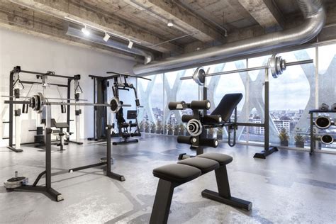 Wir halten euch über social media, unsere webseite und studio app auf dem neuesten stand. Selbstständig machen mit einem Fitnessstudio ...