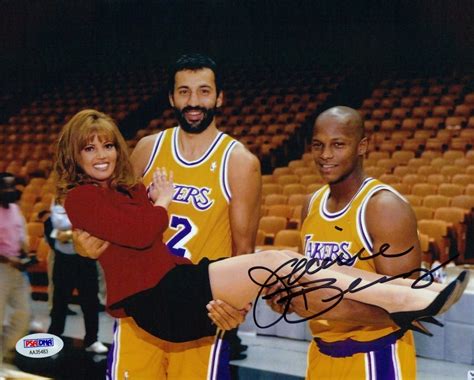 Jeanie Buss Signed Lakers 8x10 Photo PSA COA Pristine Auction