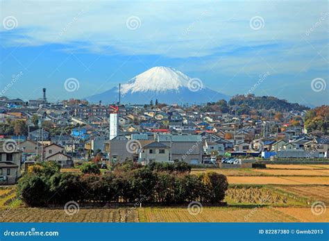 Mount Fuji Viewed From Shinkansen Editorial Image Image Of Snow Farming