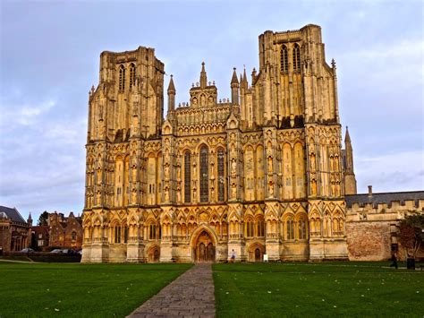 Of Golden Roses Wells Cathedral Round 2 Wells England