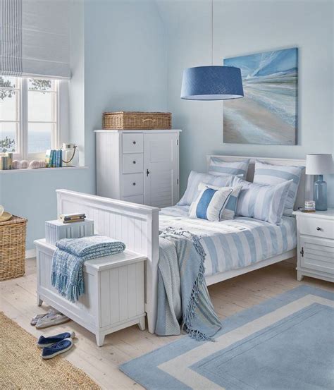 Coastal Themed Bedroom Harmonious Nautical Interior Design Ideas