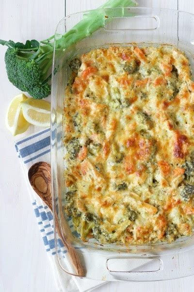 This healthy chicken casserole recipe has the perfect sweet and savory flavors, loaded with protein and veggies, and so easy to put together. Healthy Chicken Broccoli Casserole {Grain Free Option ...