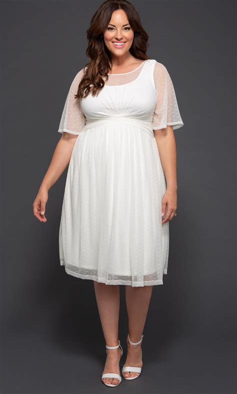 Wedding gowns focussing on curvy girls in plus sizes from a size 18uk upwards. Plus Size Wedding Dresses | Stars A-line Wedding Dress