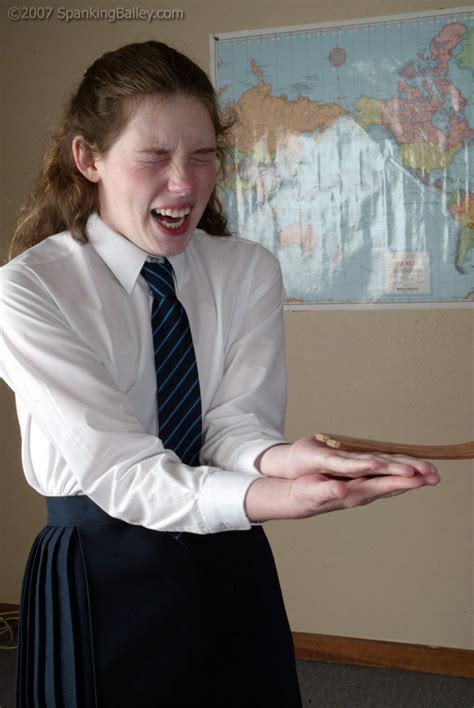 Schoolmistress Using The Tawse Derepentero