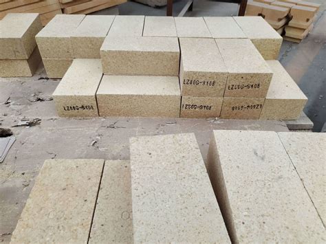 Corundum Mullite Brick Heat Proof Bricks Kiln Fired Bricks With