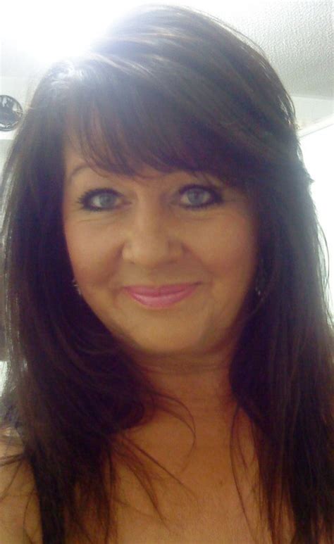 susy2122 50 from hereford is a local milf looking for a sex date