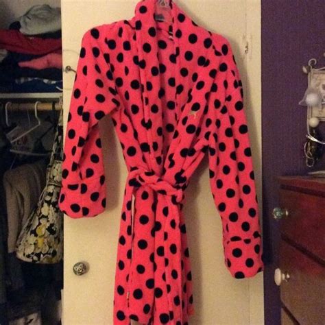 Victoria S Secret Pink Polka Dot Robe Pink Polka Dots Victoria Secret Clothes Design